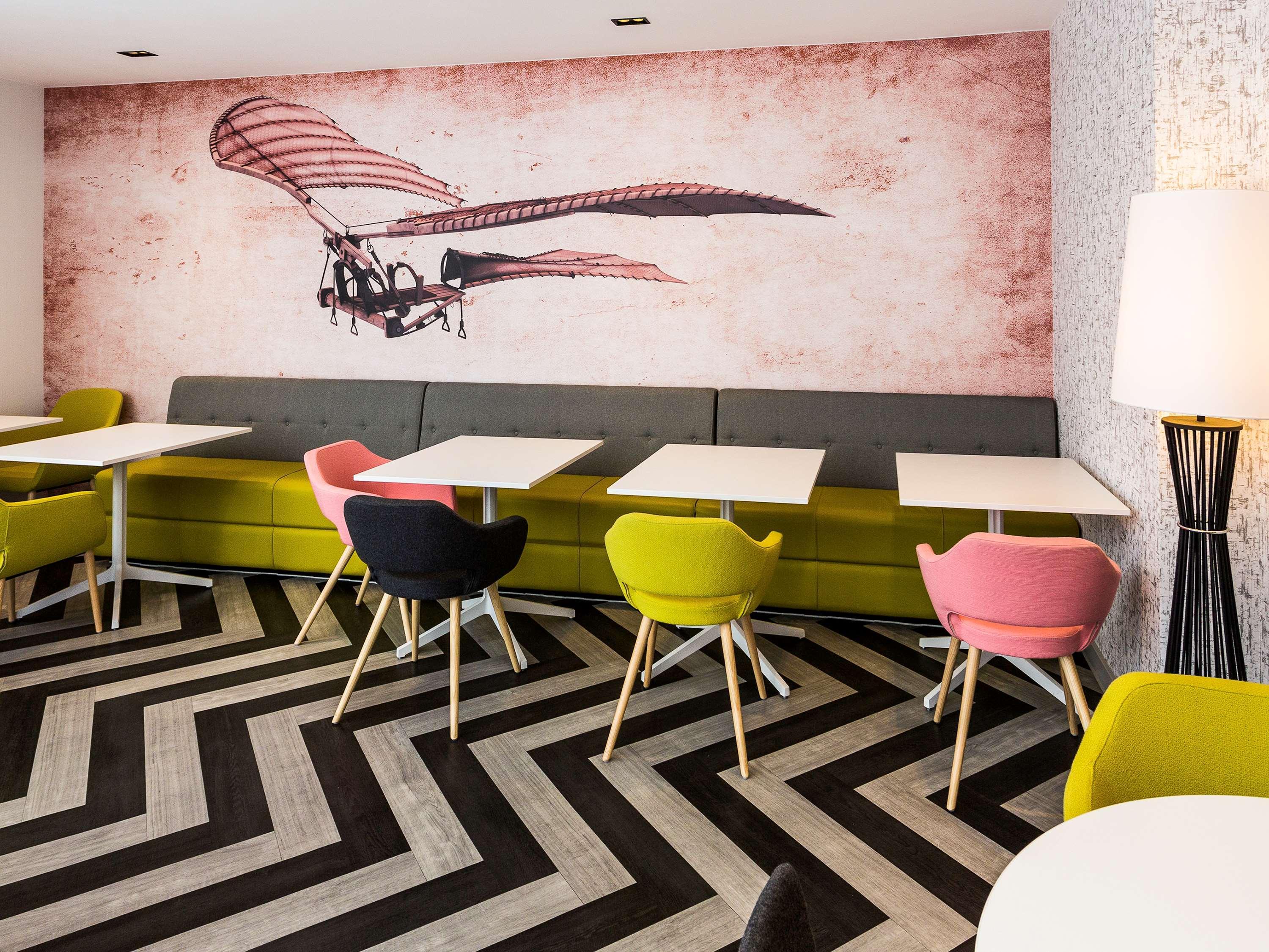 Ibis Styles London Heathrow Airport 3* Hillingdon