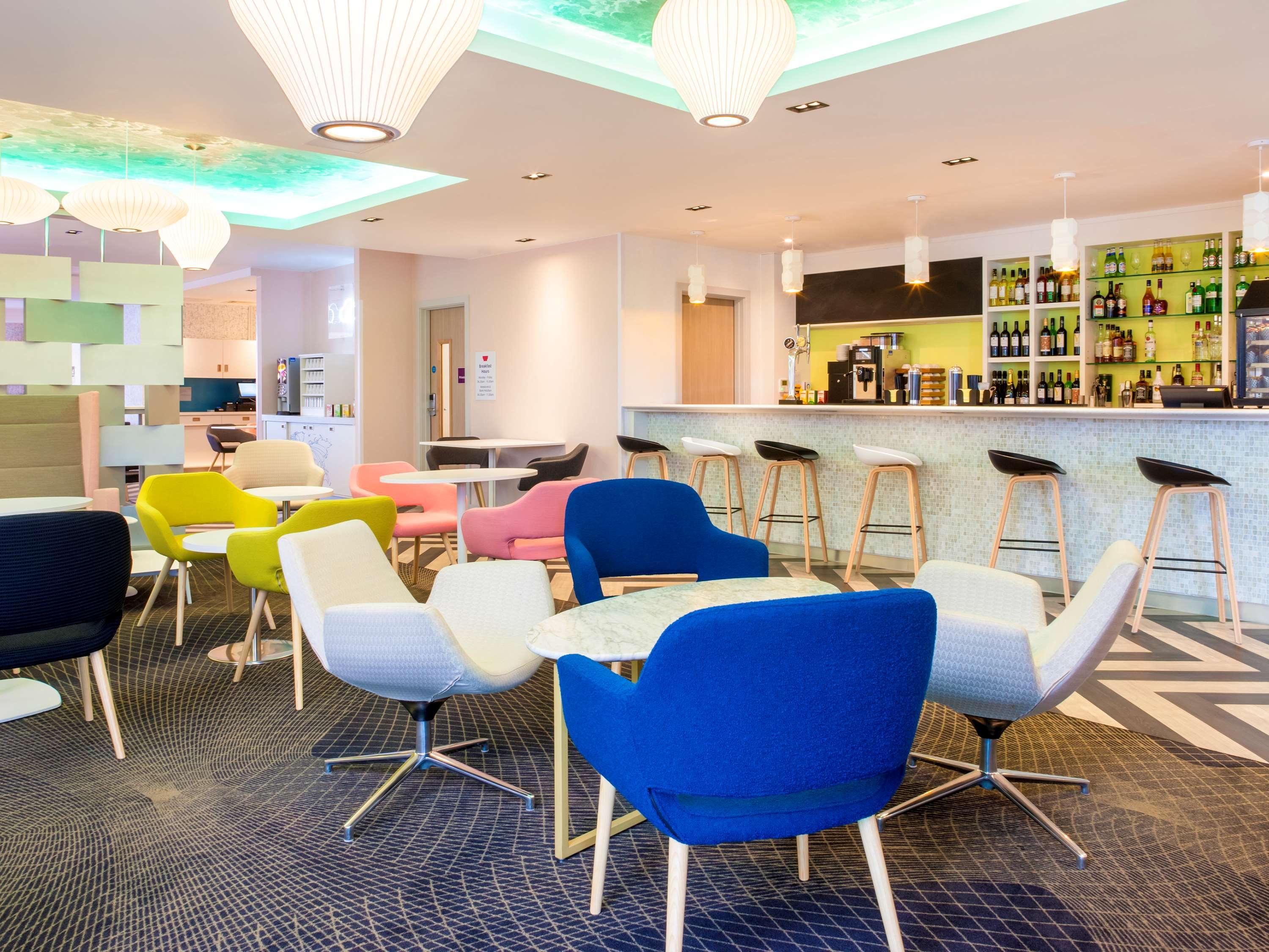 Ibis Styles London Heathrow Airport